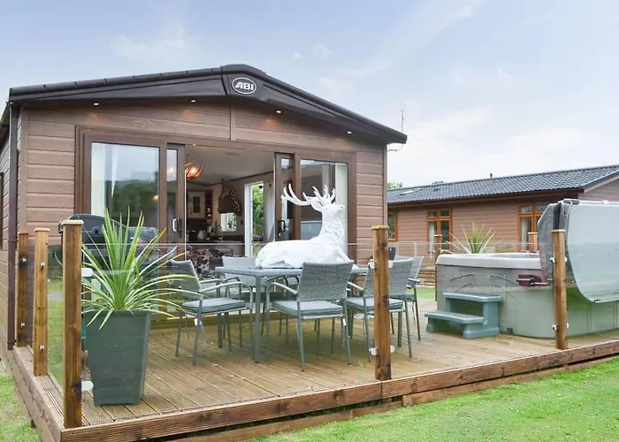 Luxury Boutique Style Lodge With Hot Tub